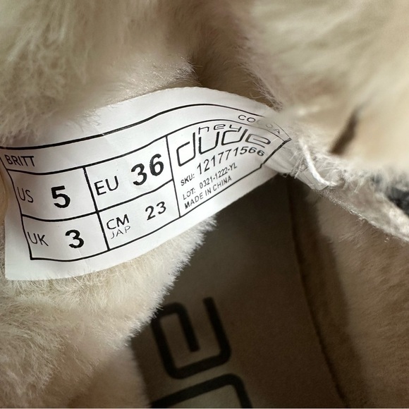 NWT Hey Dude “Britt” Shoes. Size 5 - Picture 10 of 11